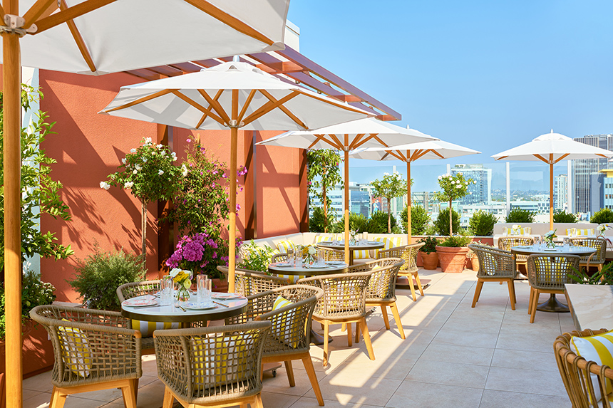 Bar Lis Rooftop sunny day