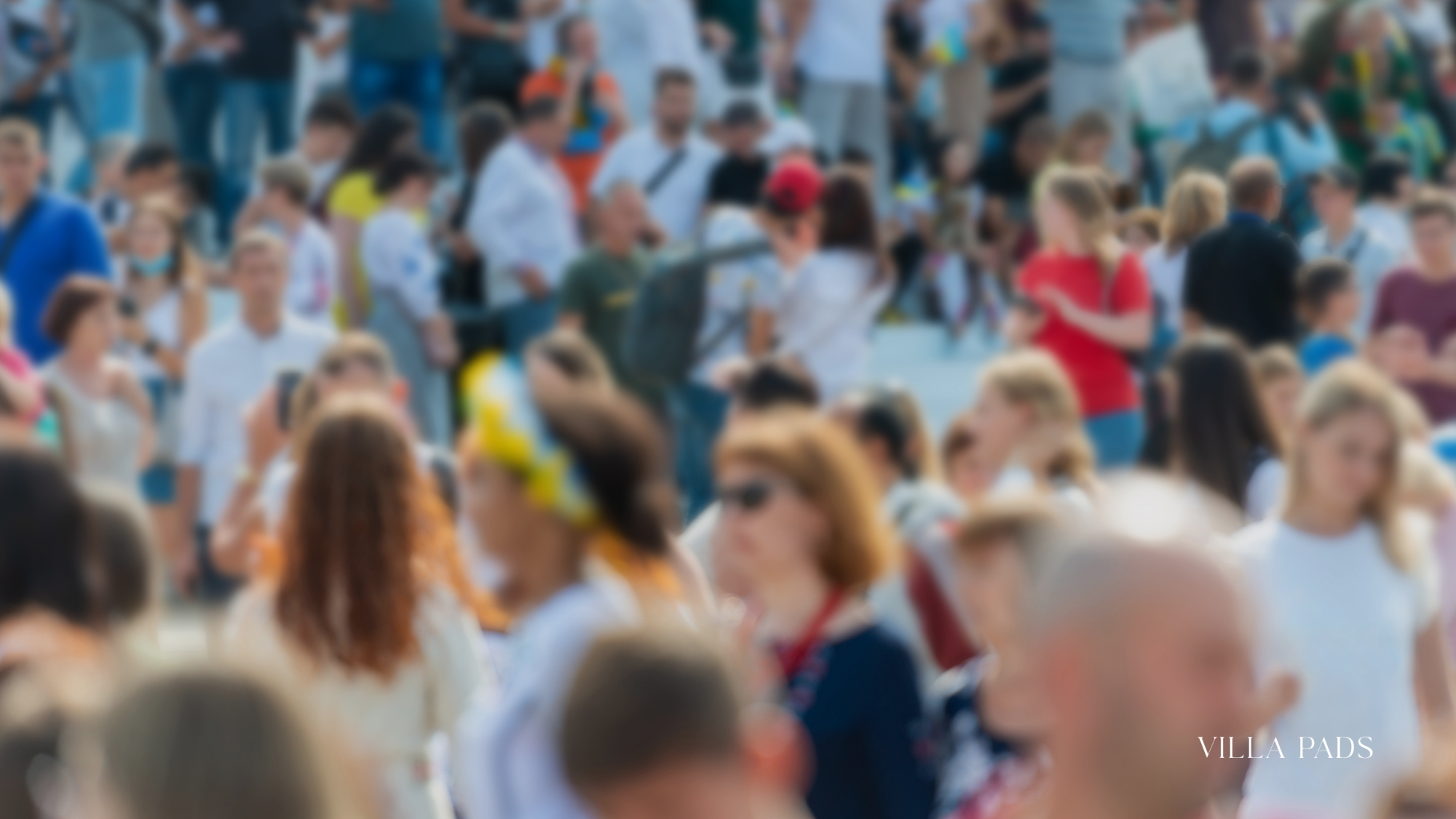 Closer Look Crowd Pattens