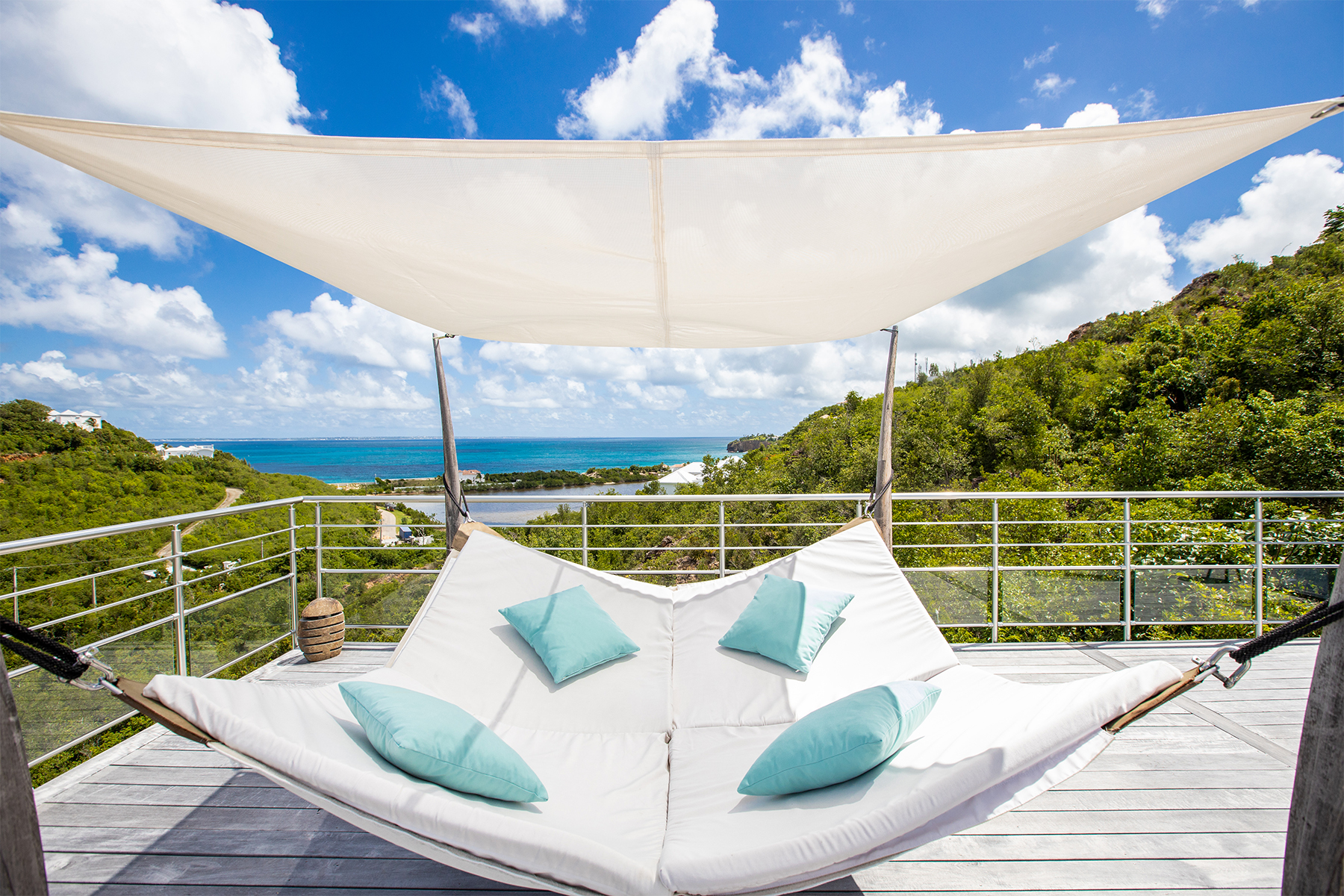 2 Dream Bleu Hammock in St. Martin