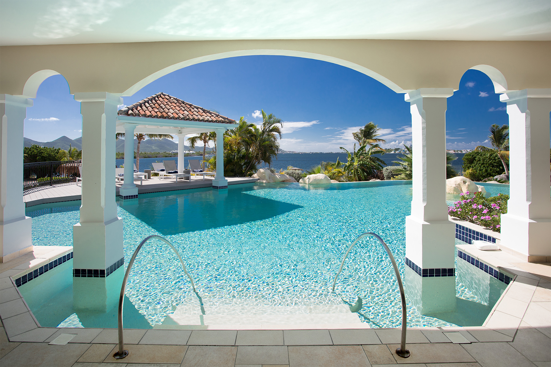 1 Villa Cendre Pool in St. Martin