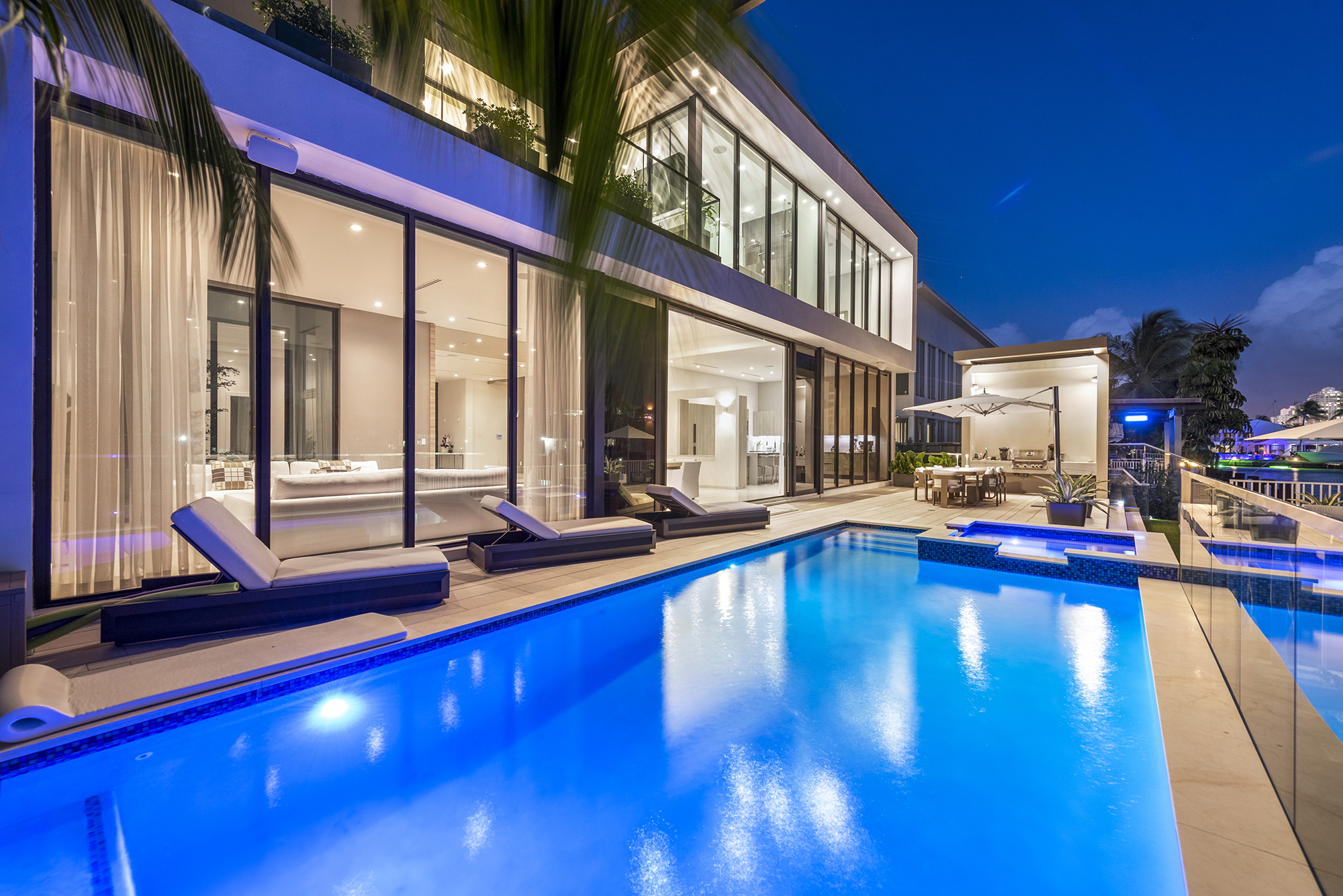 North Miami Beach Villa Perla