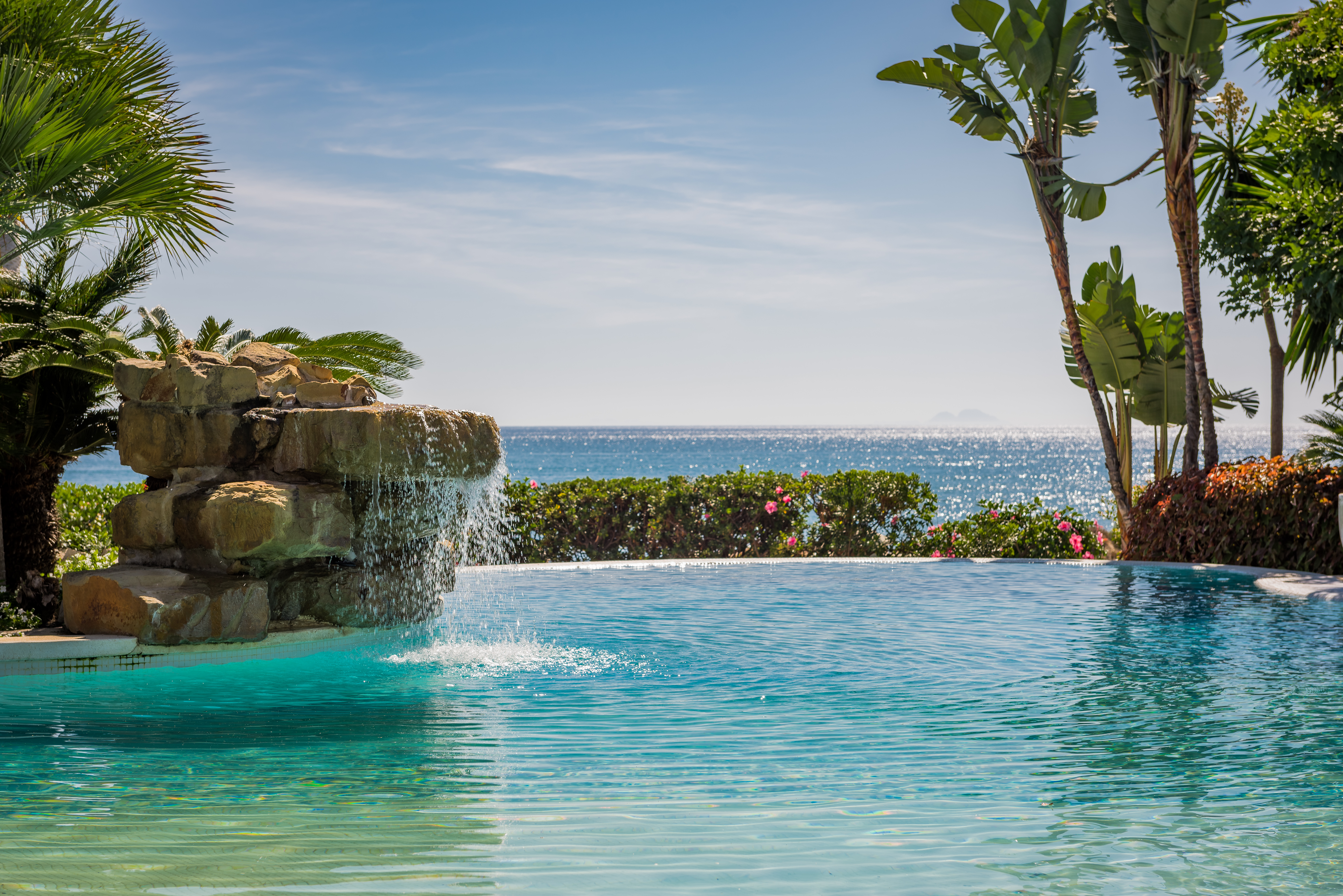 Pool Cascade in Marbella