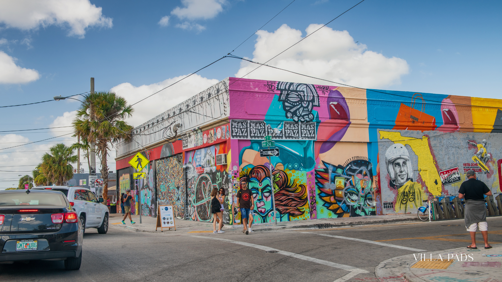 Wynwood Couple Artwalk