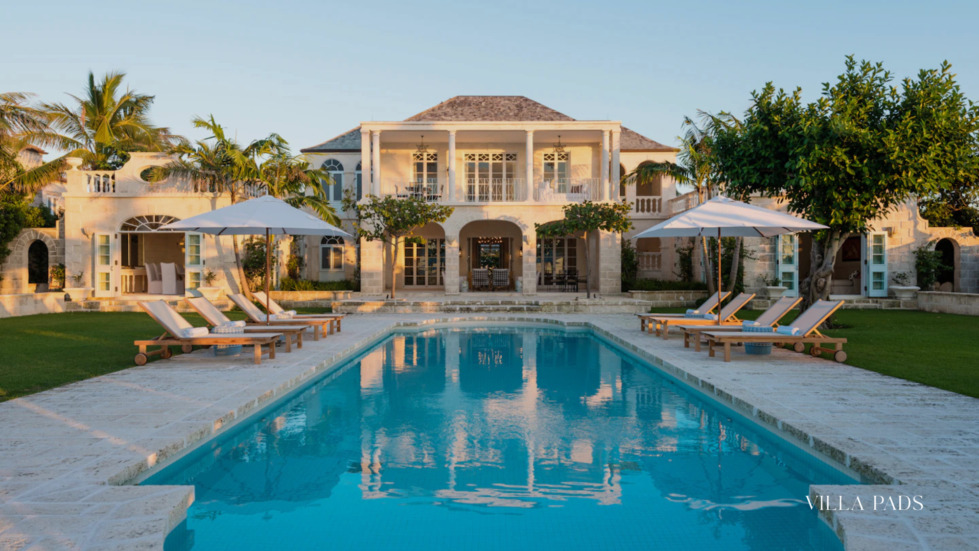 Villa Melissa Tropical Garden Dining