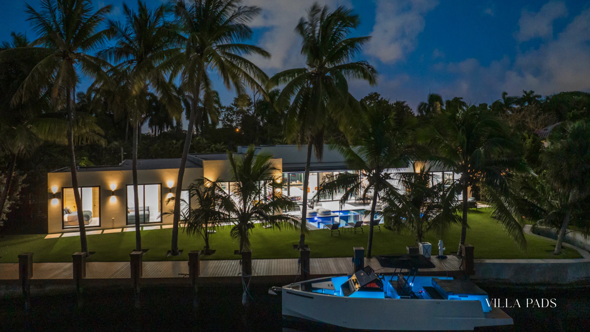 Villa Pads Exclusive Waterfront