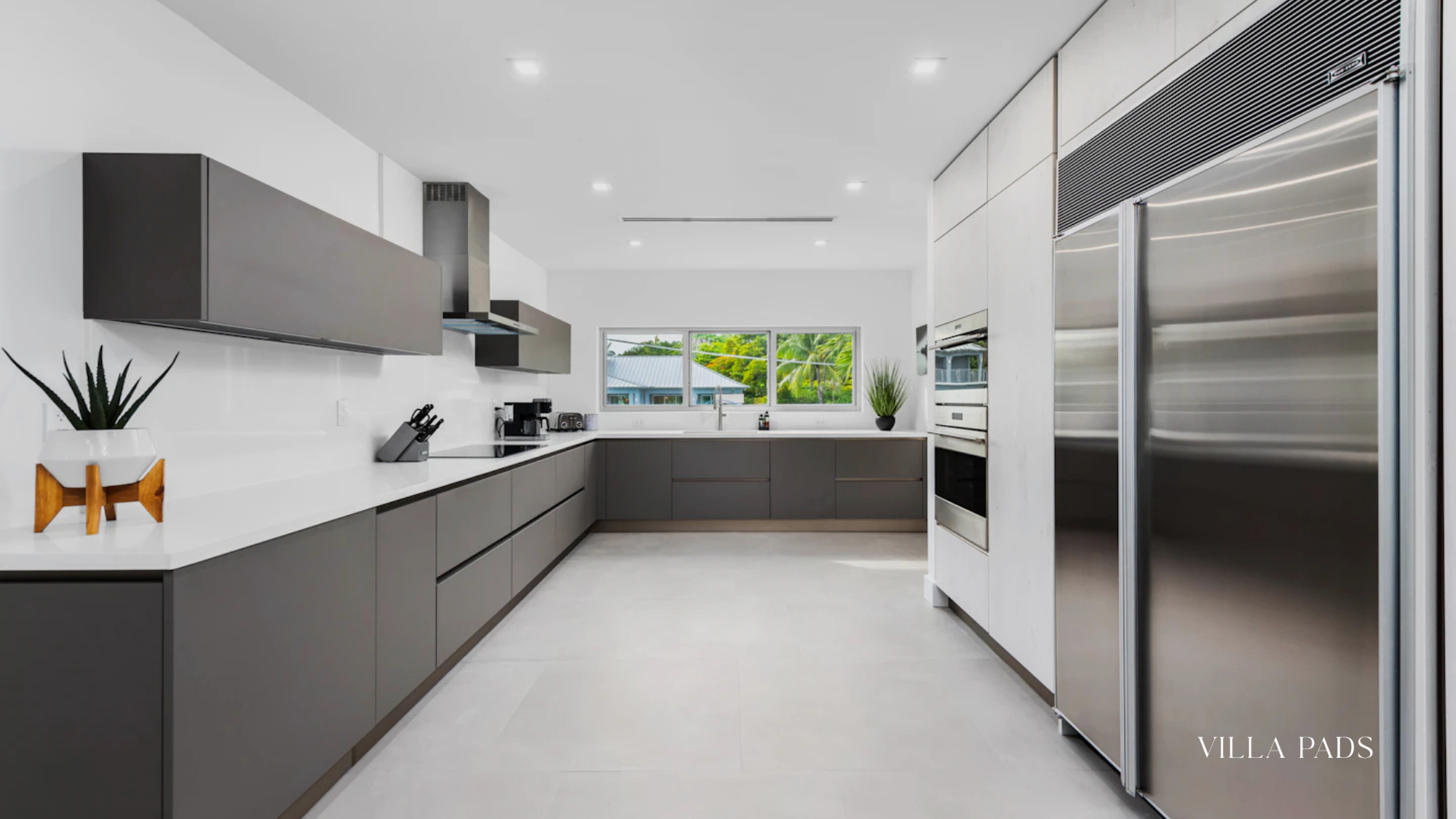 Villa Haven Luxury Kitchen