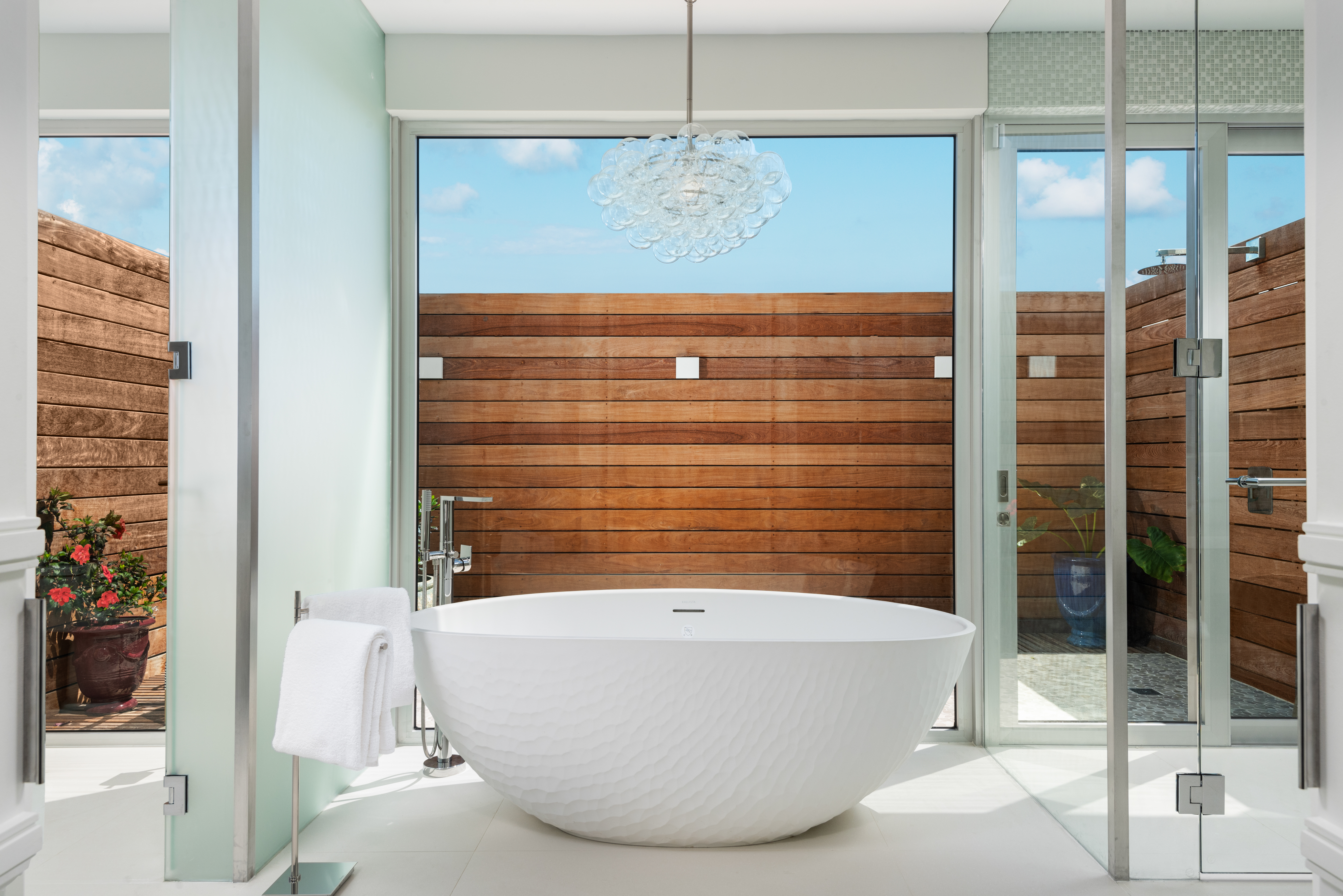 Sole E Mare 14 in Turks and Caicos