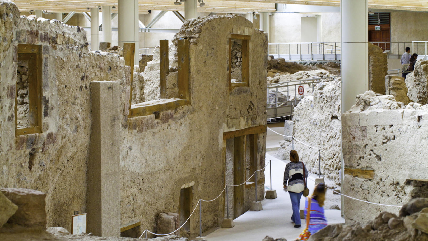 Santorini Private Akrotiri Tour