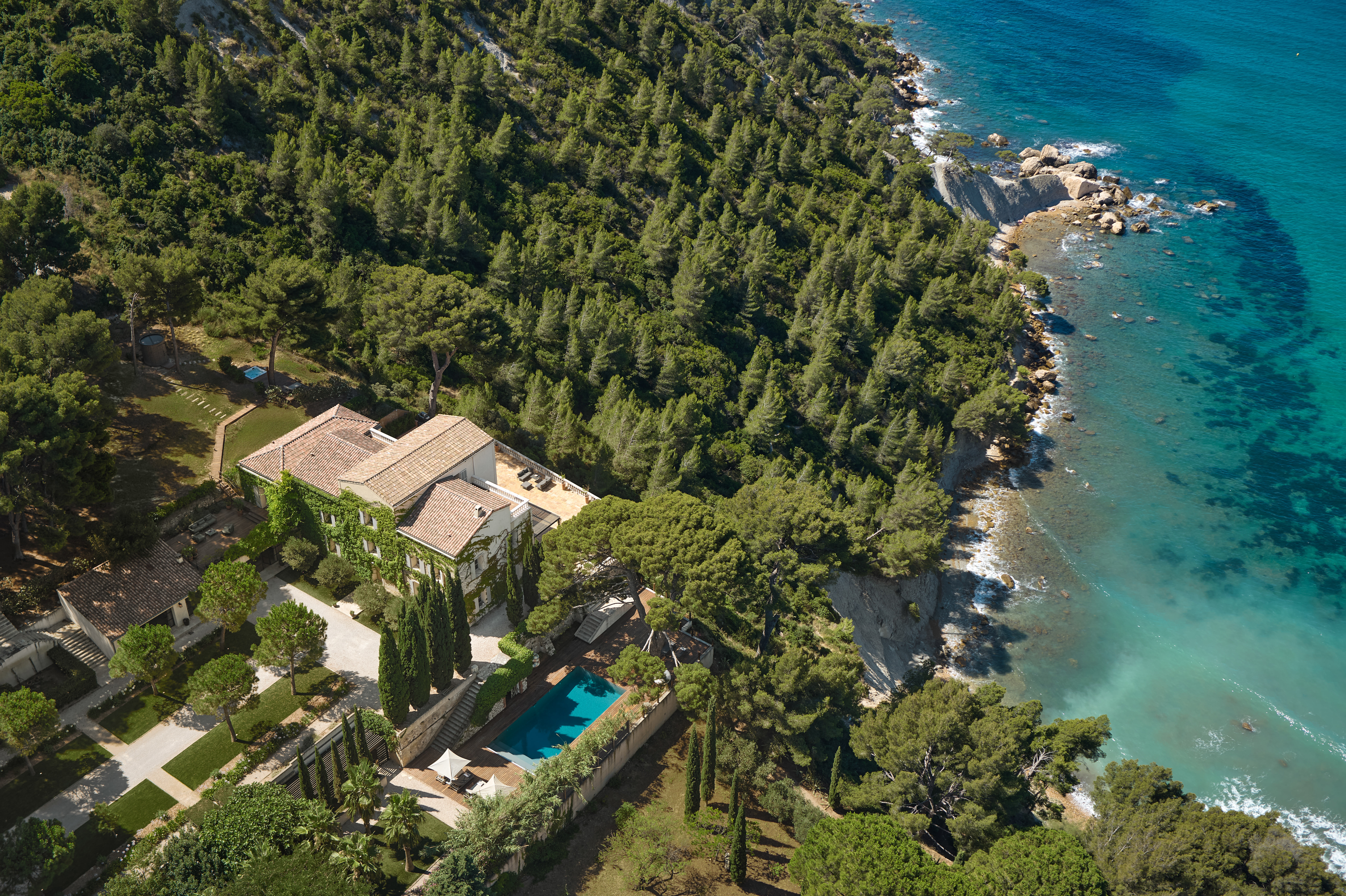 24villa Luxe Cassis Facade Drone Jpeg