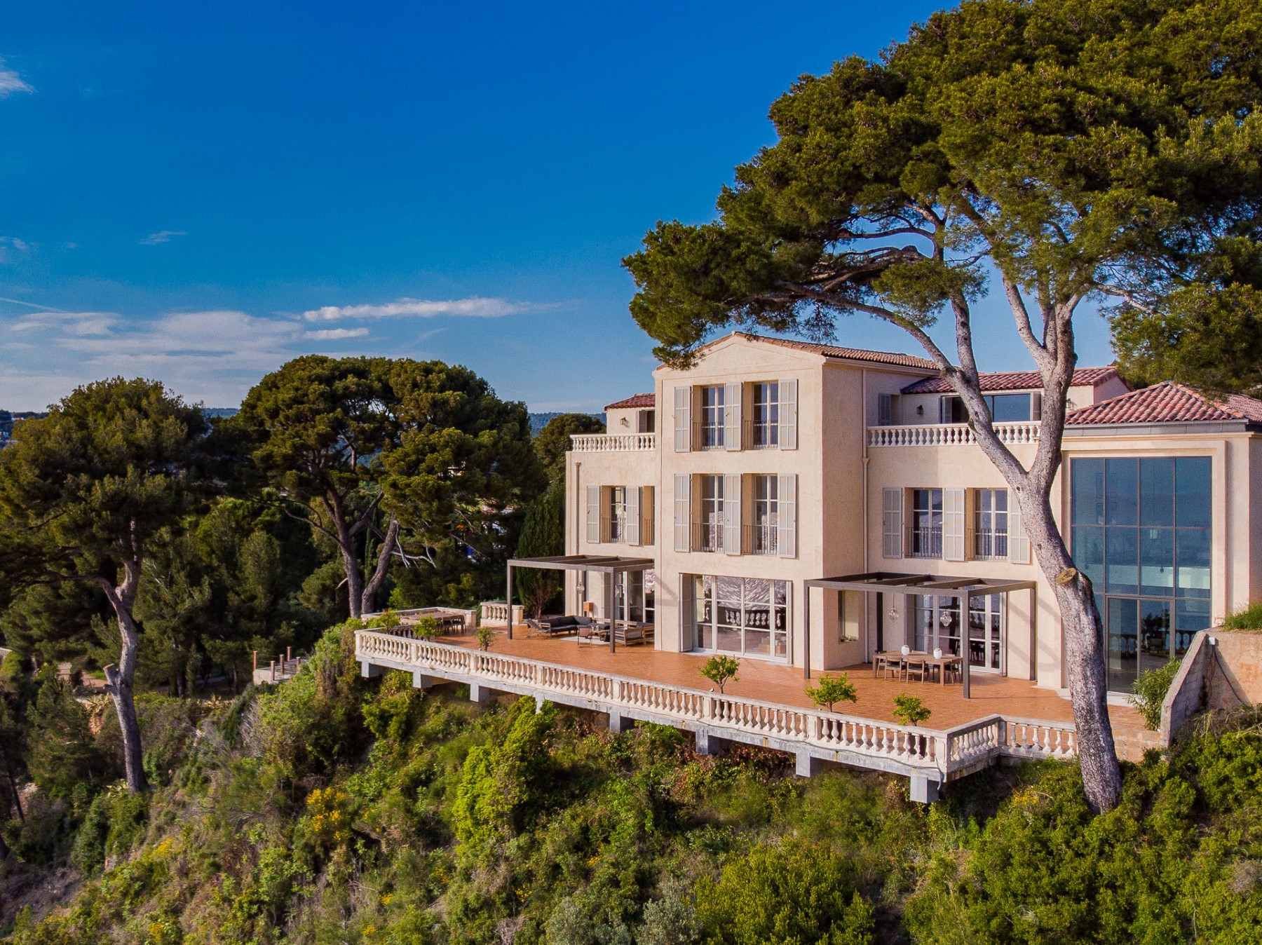 3 Villa Luxe Cassis Facade in Côte d'Azur