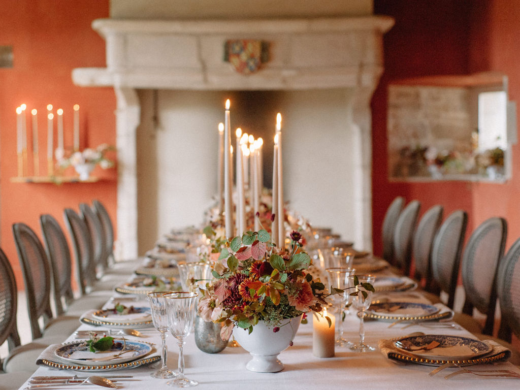 Elegant Villa Dinner Decor