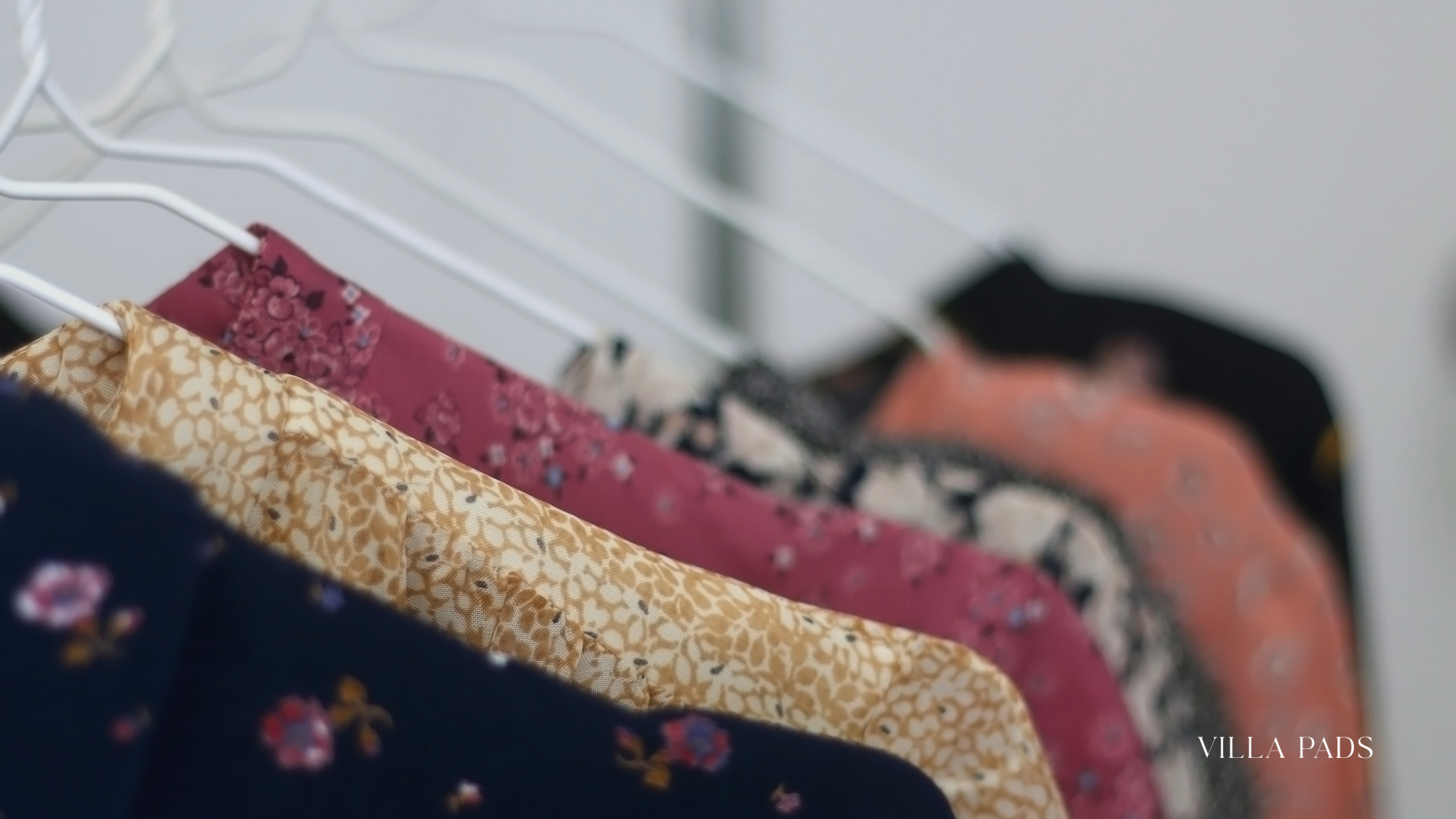 Capsule Wardrobe Mix Match Repeat