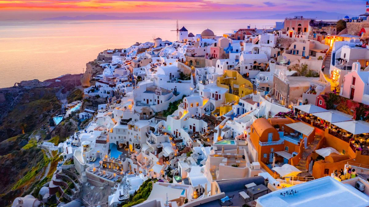 Private Access Experiences Every Santorini Traveler Should Know