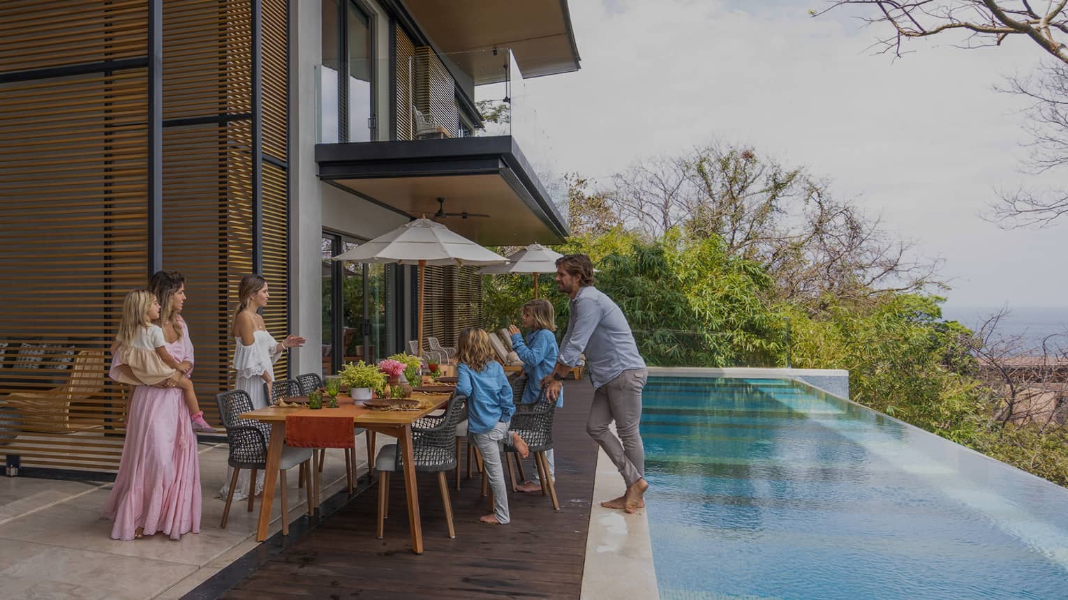 Villa Benefits Miami Fans