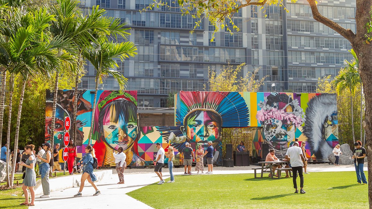 Design District Fashion Shopping