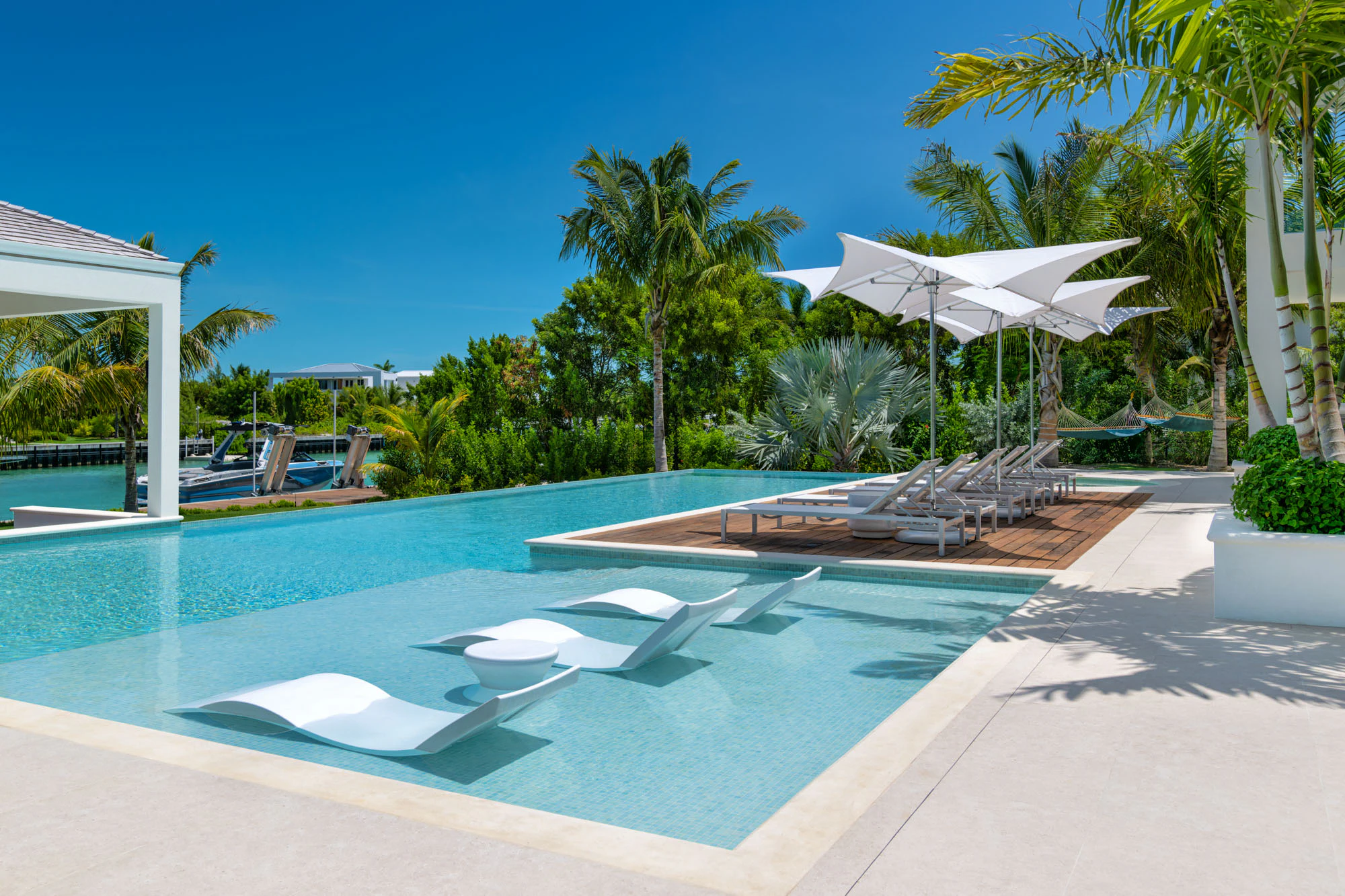 Villa Solana Infinity Pool Beachfront