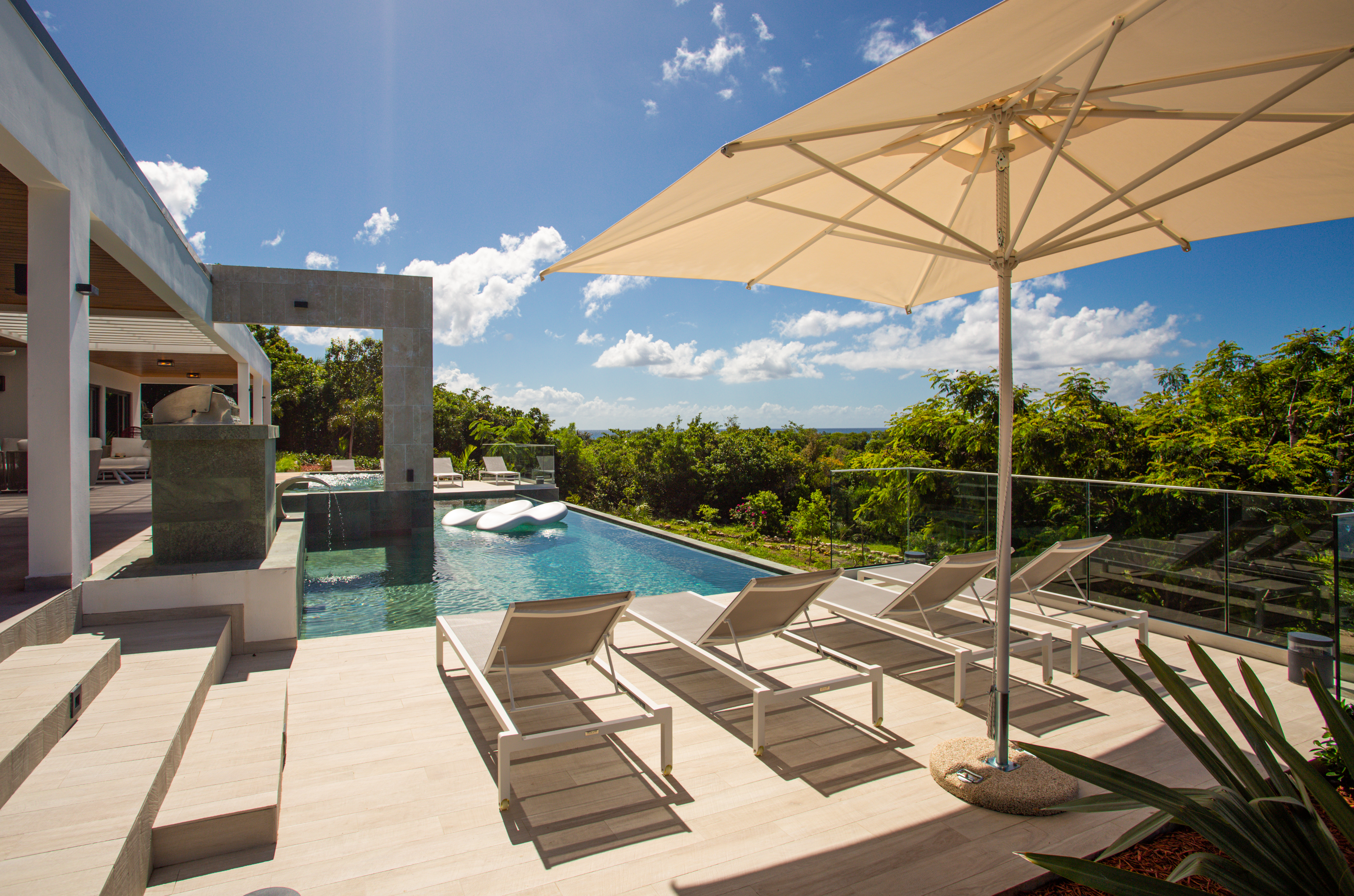 6 Villa Harmonia Pool in St. Martin