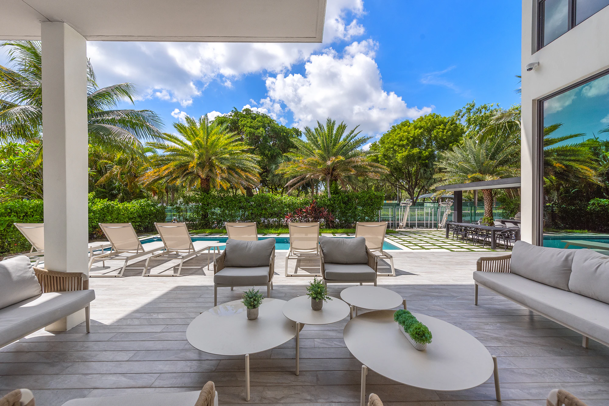 Miami Villa Garden View