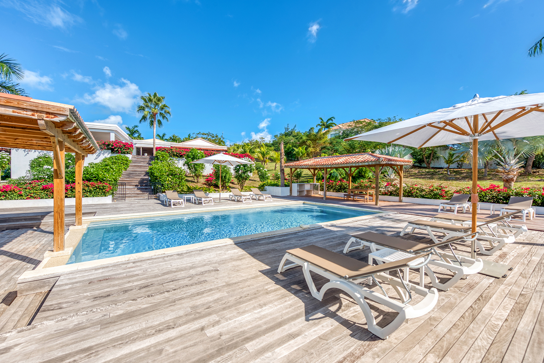 4 Hacienda Del Mar Pool in St. Martin