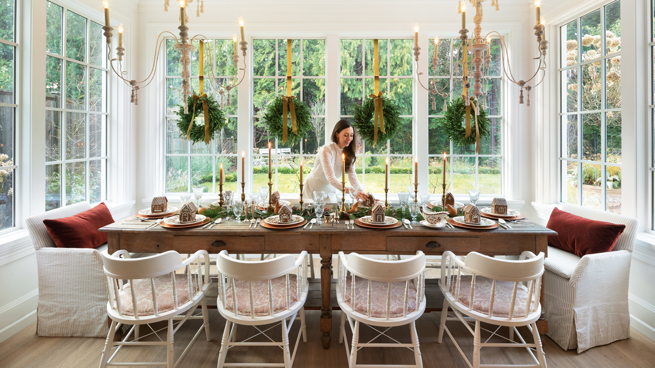 Luxury Villa Christmas Dinner