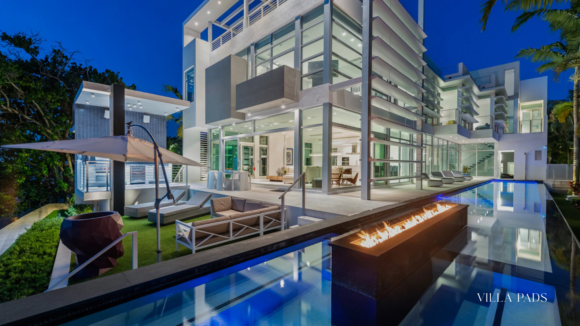Villa Manuela Christmas Miami