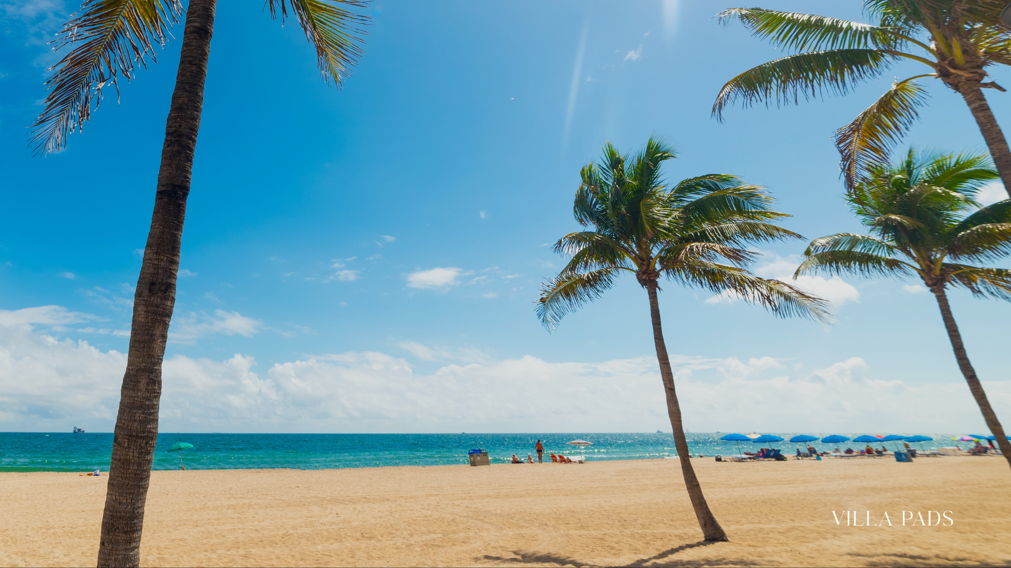 Las Olas Beach Vibrant Day